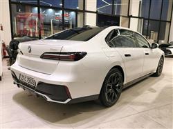 بي ام دبليو الفئة 7